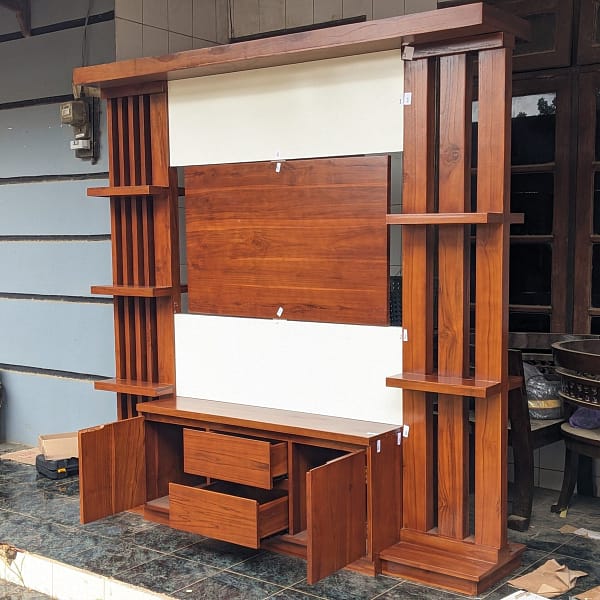 Jati Larzo Furniture